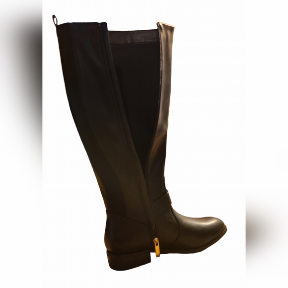 NWOB Ccomfort size 7 black boots - Picture 13 of 16